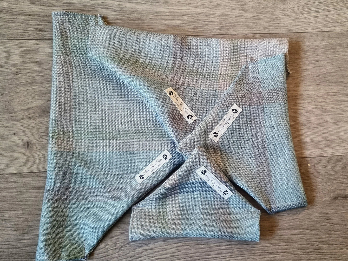 Woven Tartan Design Over The Collar Pet Bandana - Tester